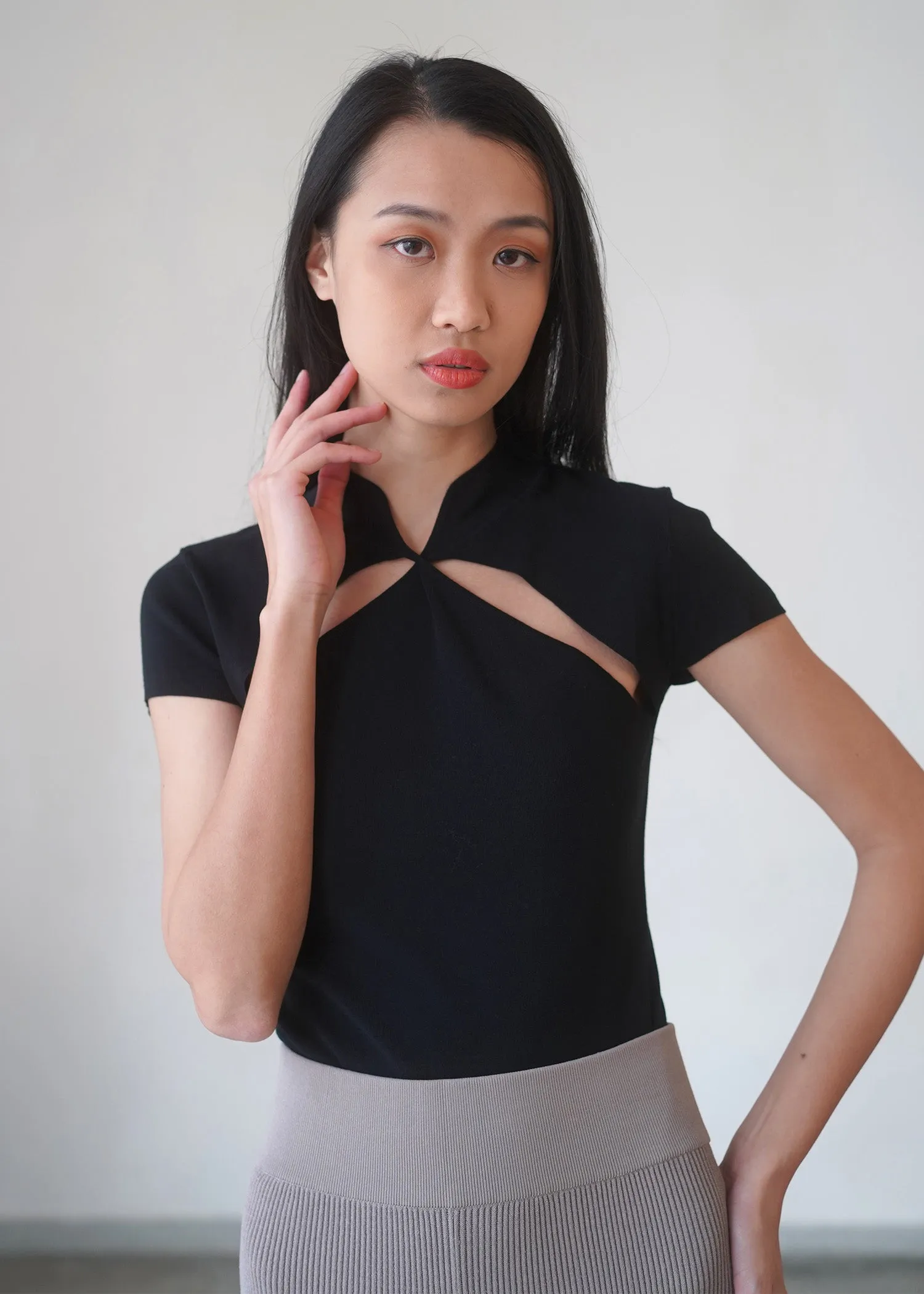 Cap Sleeves Cut Out Mandarin Collar Top (Black)