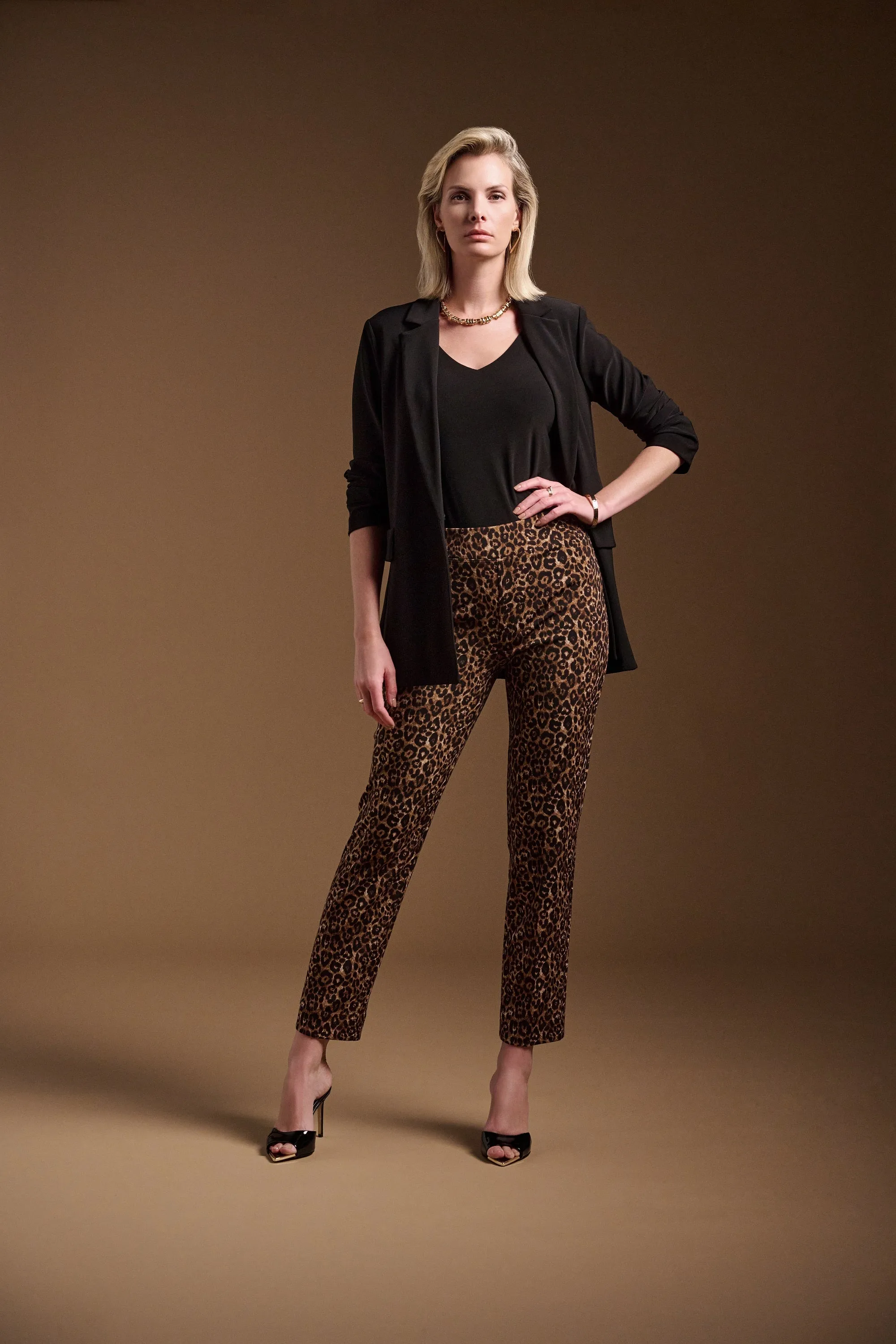 Joseph Ribkoff Slim Cropped Trousers For Casual Style