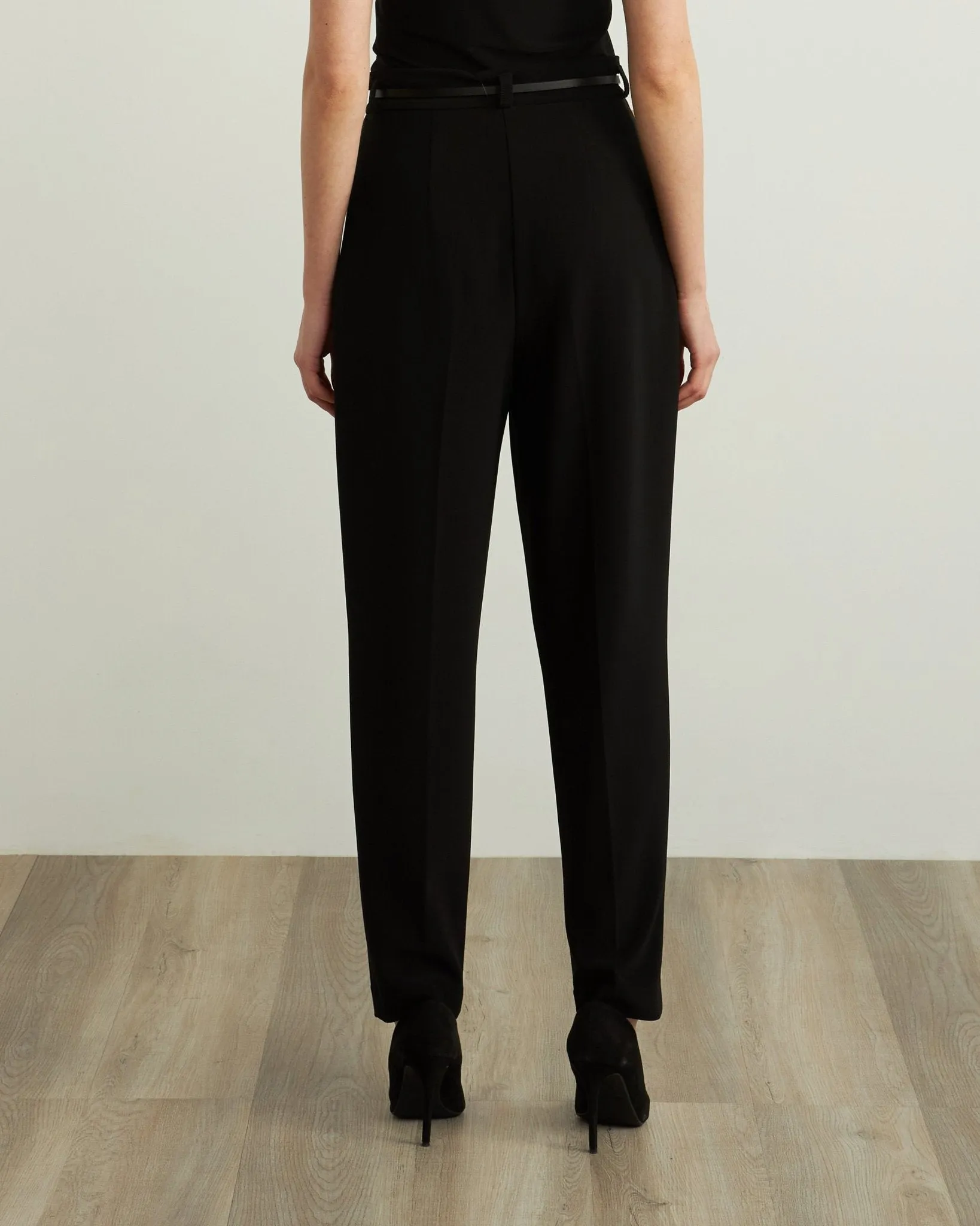 Ladies Pant Style